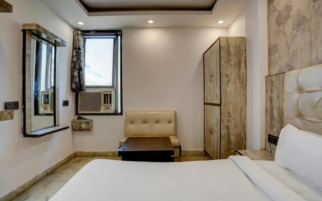 Oyo Flagship 805147 Hotel Sona International
