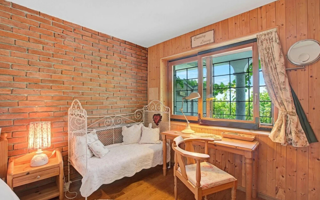 Locarno Area: Quiet Lake View Escape 2 – Guest Rooms – Minusio