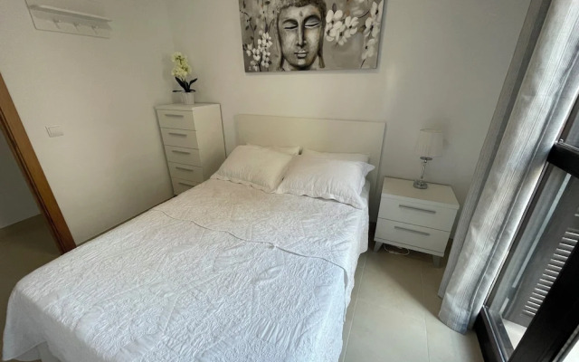 Apartamentos Royal Suites by Croma