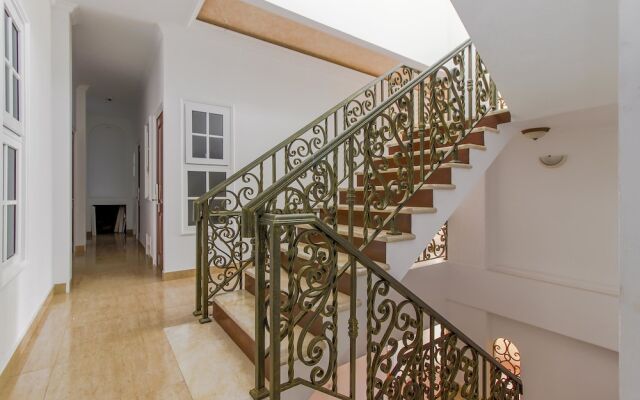 RedDoorz Plus @ Kwitang 2