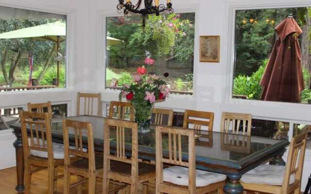 Glen Cameron Holiday