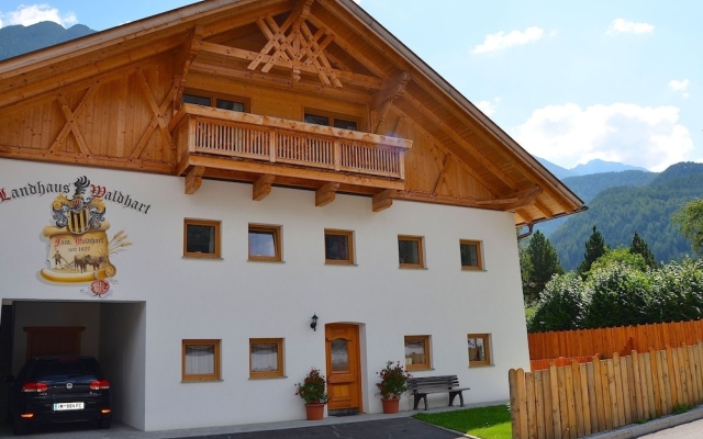 Pleasant Holiday Home in Umhausen With Balcony