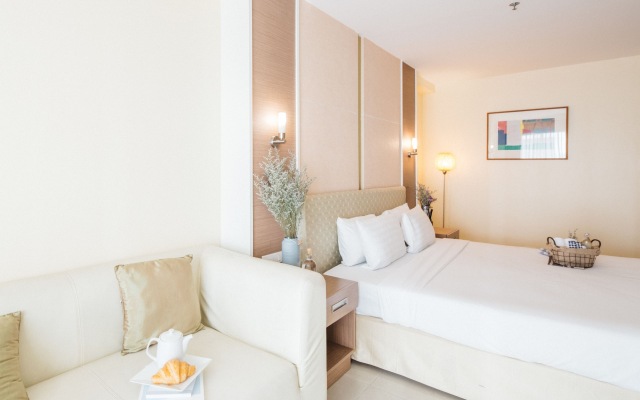 Clef Hotel
