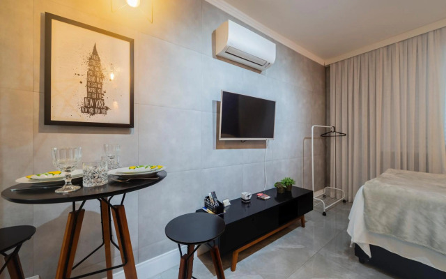 Lindo Apartamento frente para praia, Wi-Fi, estacionamento gratuito