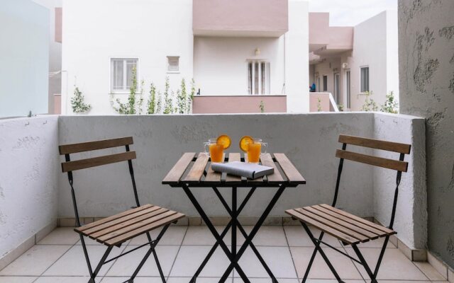 Ermis Luxury Suites & Apartments