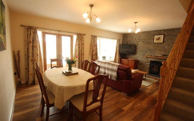 Cob Cottage