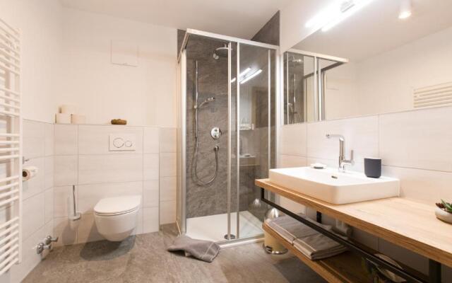 Apartment Wiesenhof - NATUR & WEITBLICK über Innsbruck - Ladestation für Elektroautos