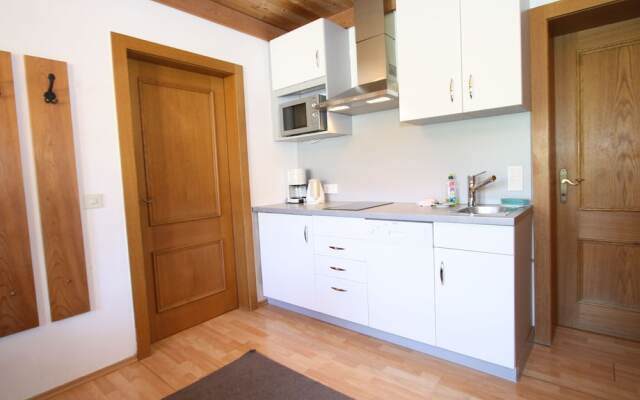 Peaceful Apartment in Hinterglemm With Camping Cot