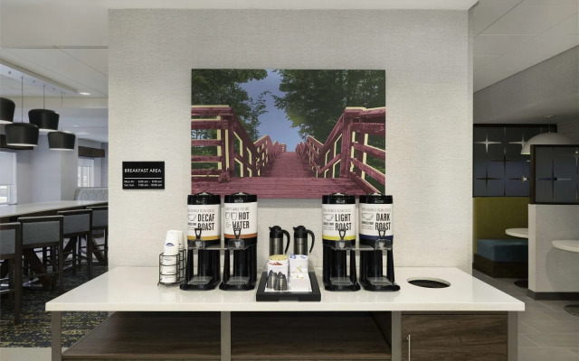 Hampton Inn Midland, On