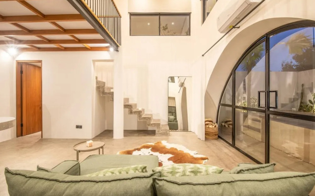 ULU Folie 1BR Loft in Pecatu