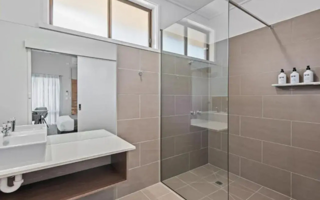 Comfort Inn Clubarham