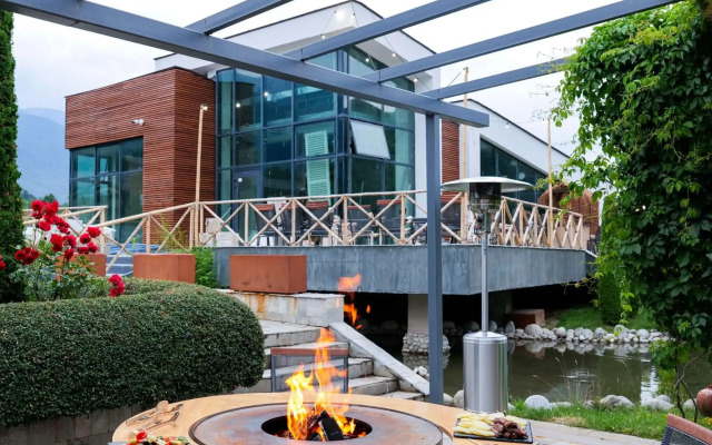 Local Stay Hotel, BW Signature Collection