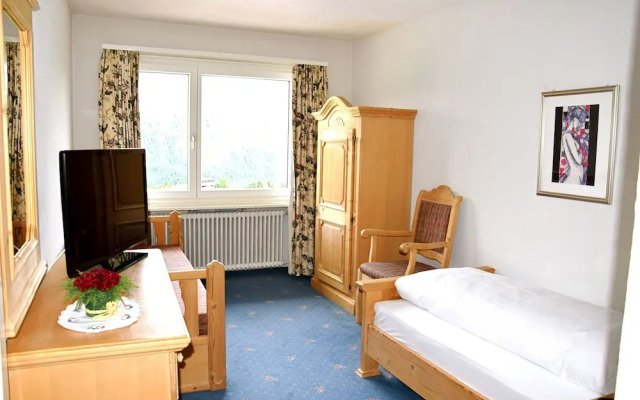 Hotel Salastrains