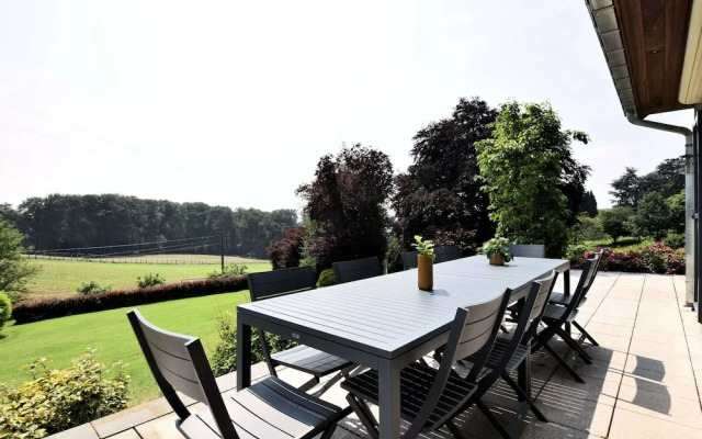 Modern Holiday Home in Flobecq With Garden