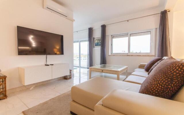 B57 - Marachique 2 Bed Flat