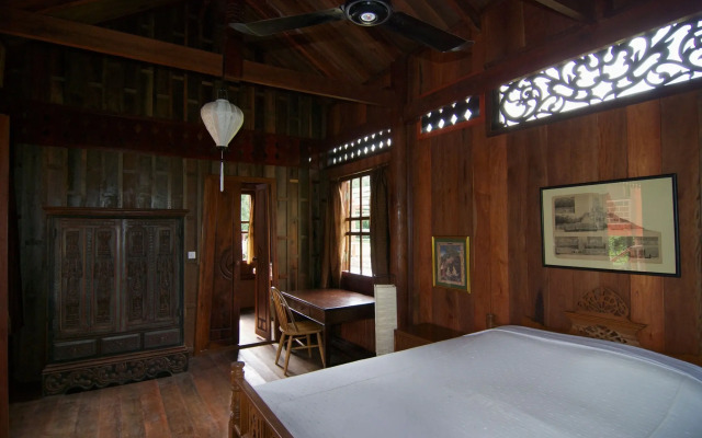 Rajabori Villas