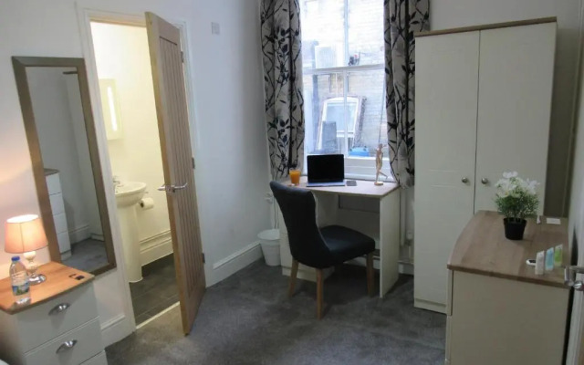 The Tas Suites - Tas Accommodations