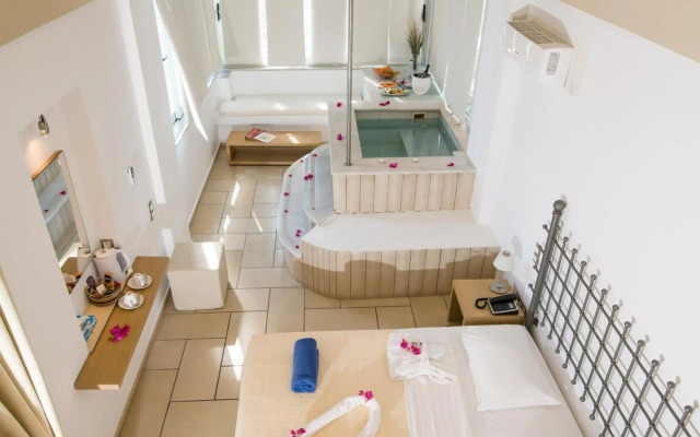 Hotel Antinea Suites & SPA