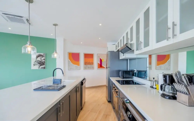 w Fantastic 1BR w Modern Balcony in Panama