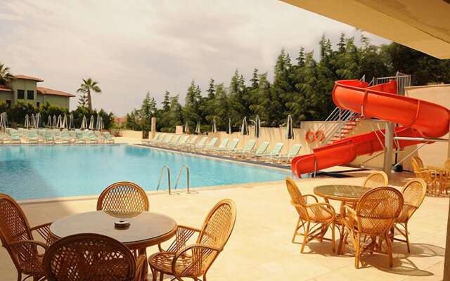 Hera Beach Hotel