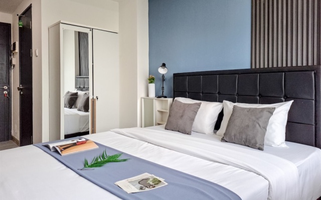 Blue Studio At Apartment Collins Boulevard