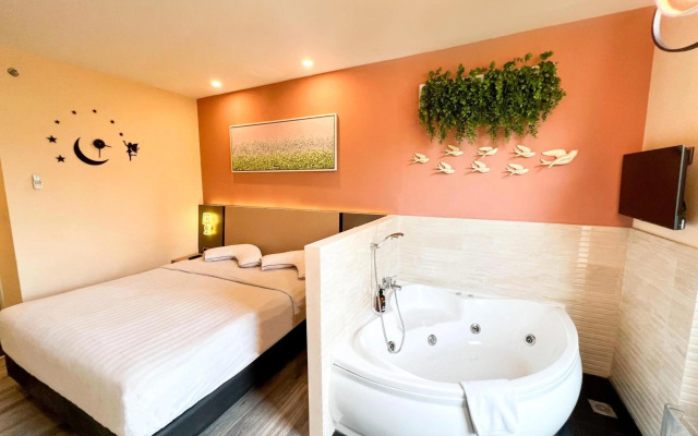 Verse Luxe Hotel Wahid Hasyim
