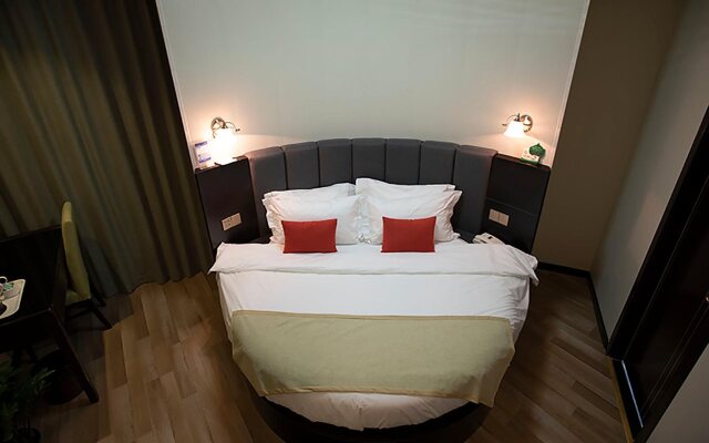 Shanghai Joyful Star Hotel