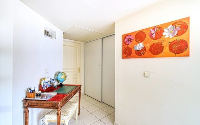 HESPE - Beautiful 2 bed apartment only 50m from the beach!