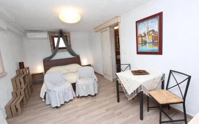 Apartments Midea 2