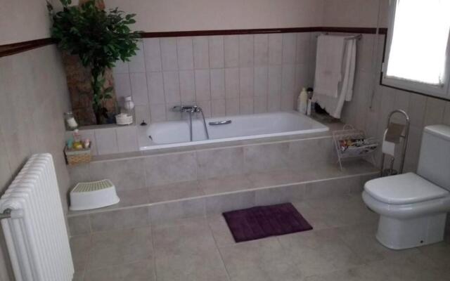 Casa zona rural Urduliz -REATE EBI01666
