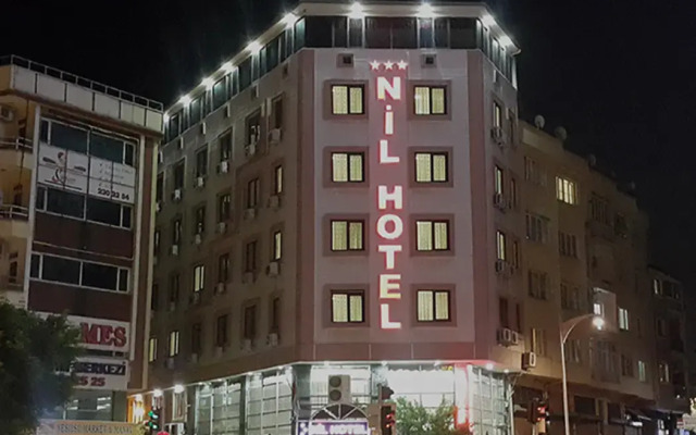 Nil Hotel