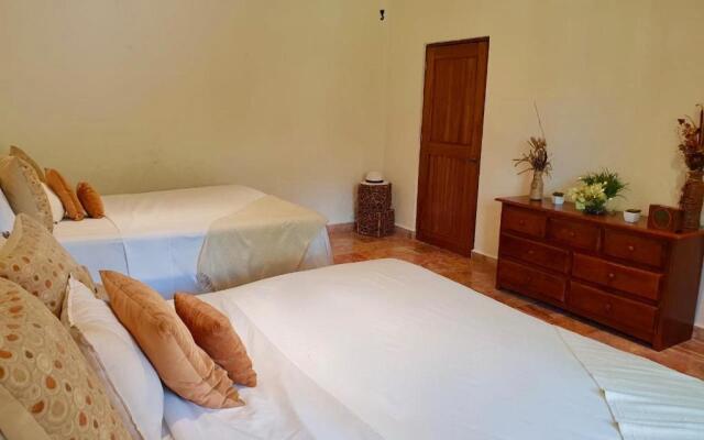 Casa Alexandra 4BR -10min 5ta y Playas! SLEEPS 11