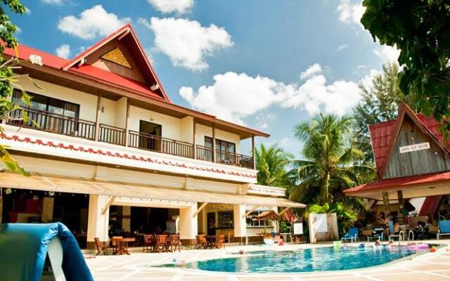 Lanta Sea House (SHA Plus+)