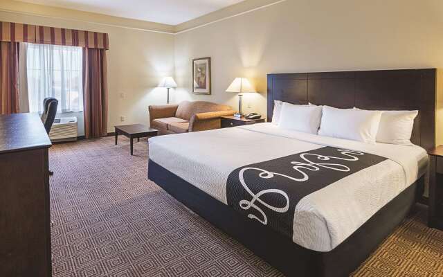 La Quinta Inn & Suites by Wyndham Waxahachie