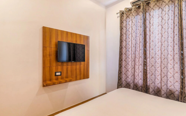 FabExpress Global Inn Gold