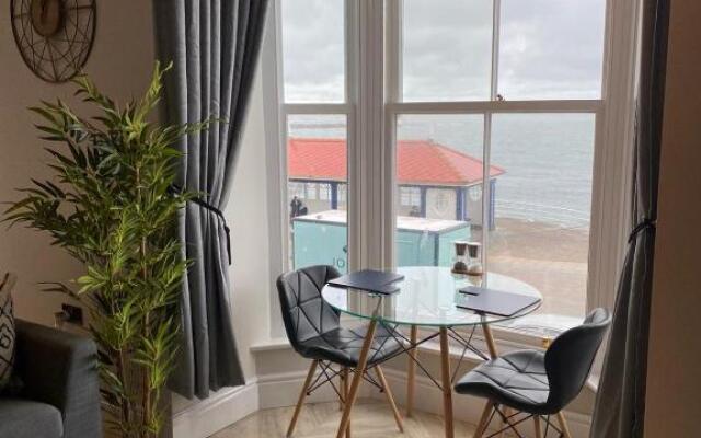 Belmont Apartment 2