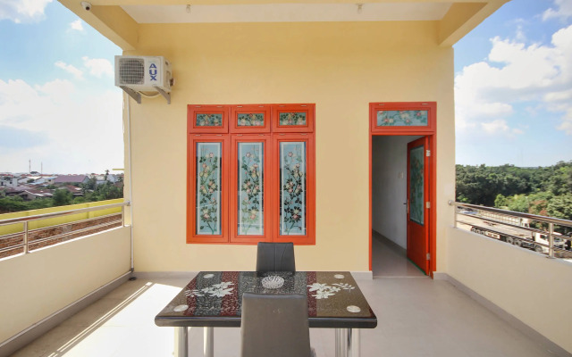 Shinta Guesthouse by OYO Rooms
