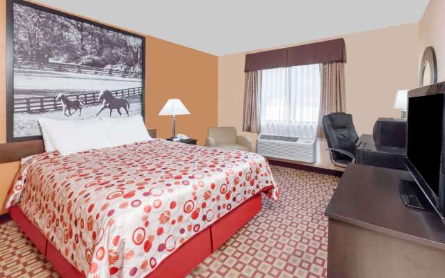 Super 8 by Wyndham Bowling Green South