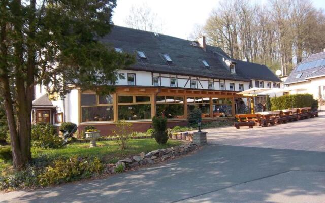 Gaststätte & Pension Oelmuehle