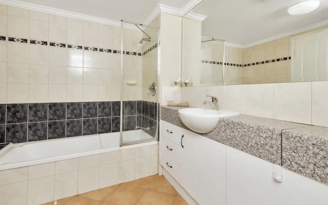 The Mediterranean Beachfront Groundfloor Apartment