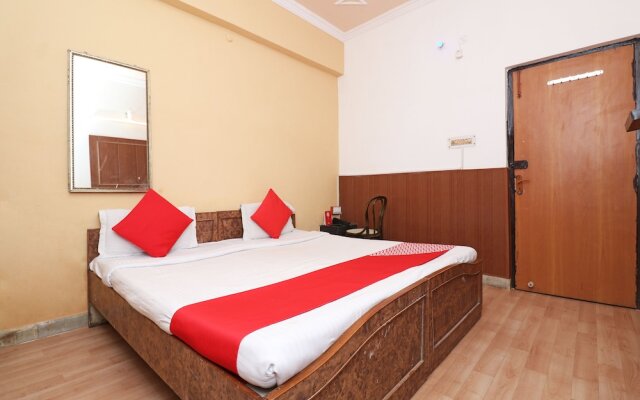 OYO 28631 Hotel Parbati International