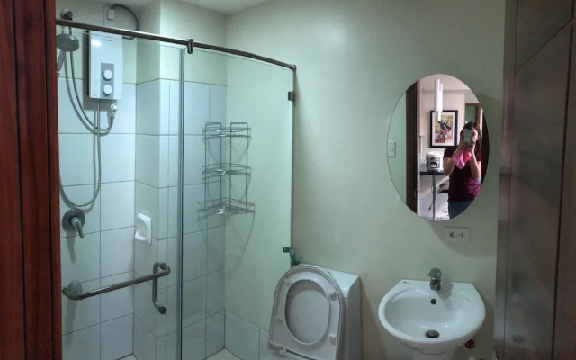 Cozy Furnished Rooms at Horizons 101