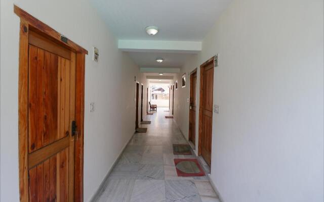 Fabhotel Shandela
