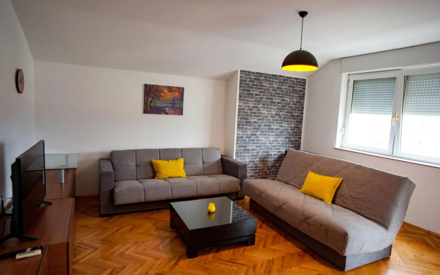 Gevgelija Downtown Apartment