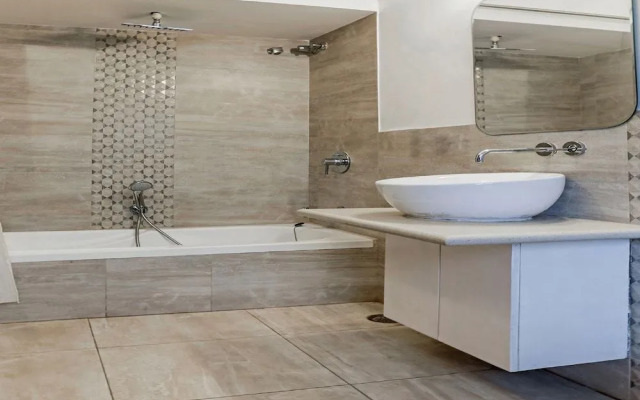 Victoria House by OYO Rooms