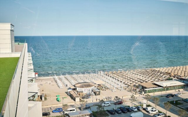 Alezzi Infinity Resort & Spa
