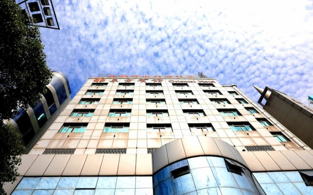 Oriental Hotel