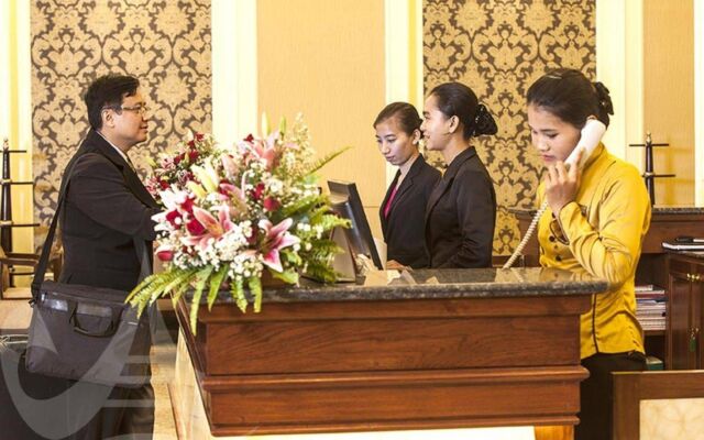 Grand Amara Hotel