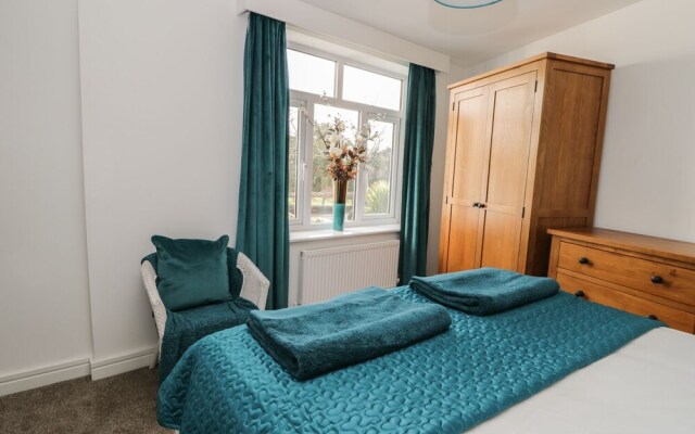 Apartment 3