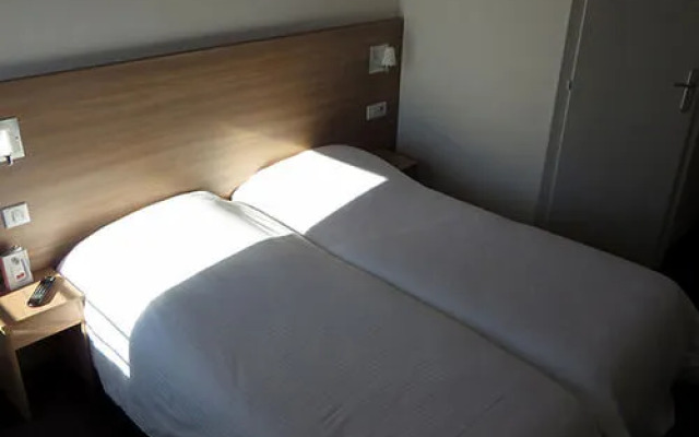 Brit Hotel Rouen Sud  Val-de-Reuil